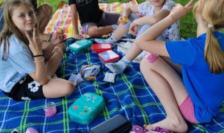 Zahradní piknik ve školní družině